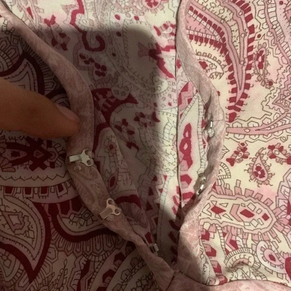 Petite Sophisticate women’s Pink Vest - Picture 3 of 3